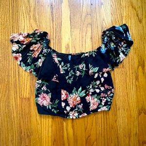 NWOT Xhilaration cropped off the shoulder top